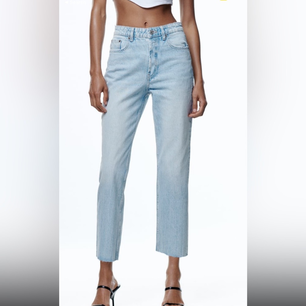 Zara Hi rise Ankle Length Jeans